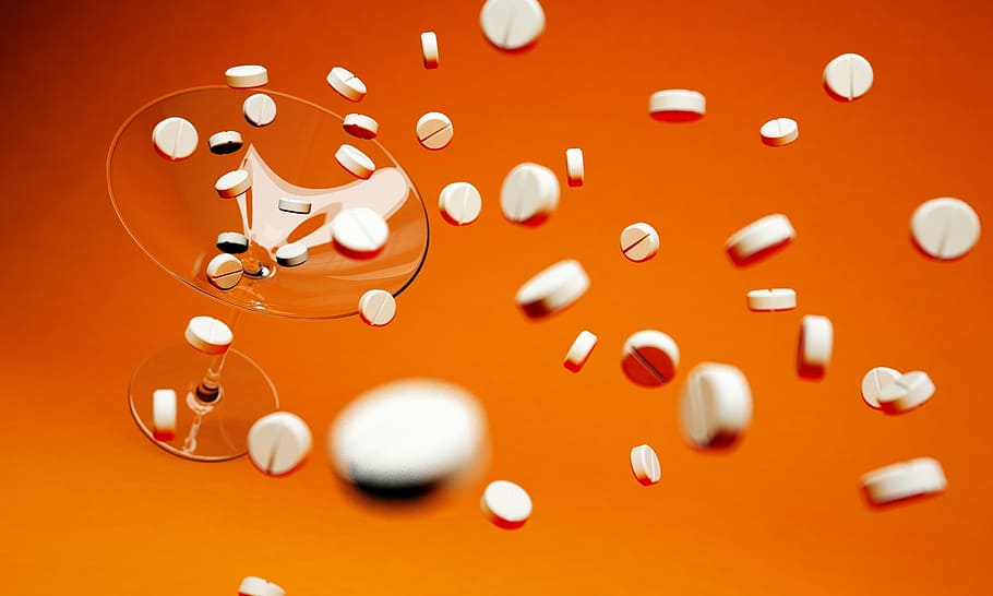white, round medicine tablets, tablets, cocktail, cocktail tablets, drugs, 3d, orange, backgrounds, studio shot