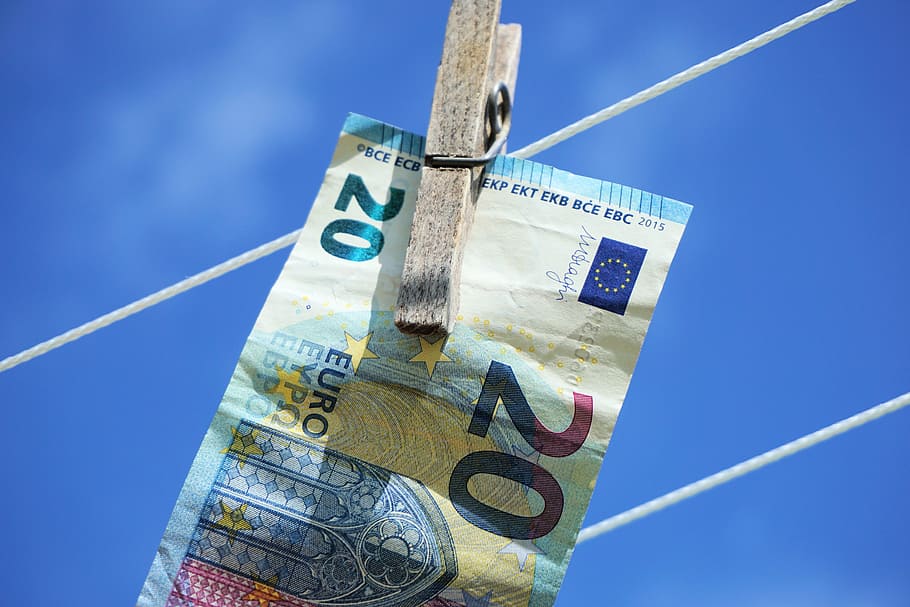 20 euro banknote, euro, clothes line, clothes peg, clip, money, bill, currency, finance, dollar bill