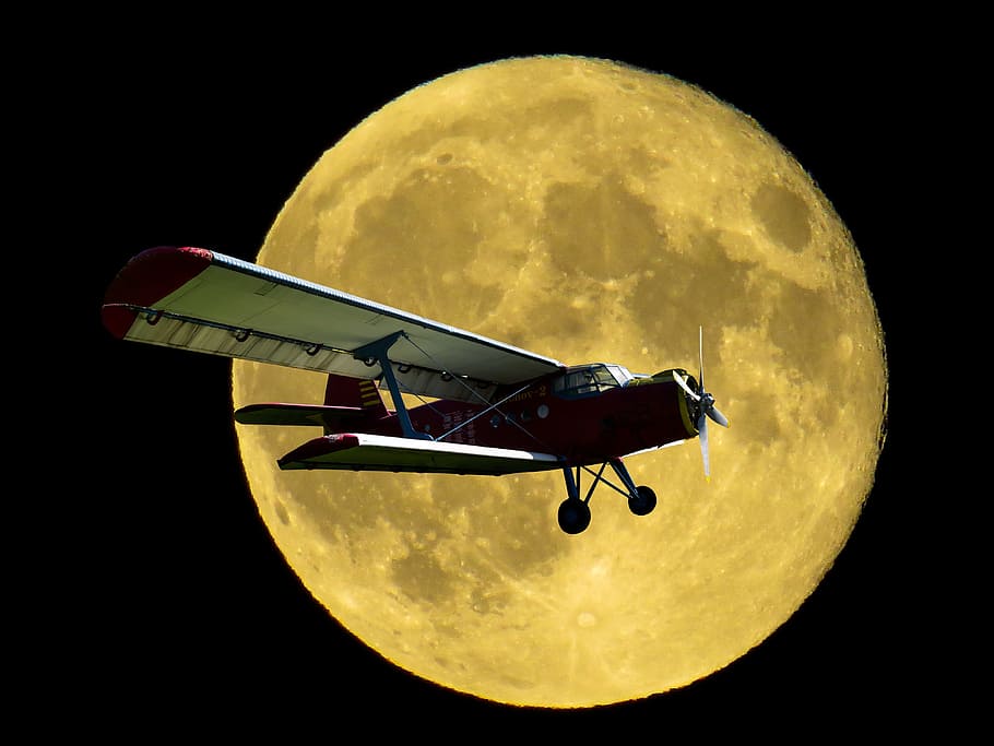 avión, doble piso, avión de hélice, volar, luna, luna llena, antonov, oldtimer, aviación, viejo