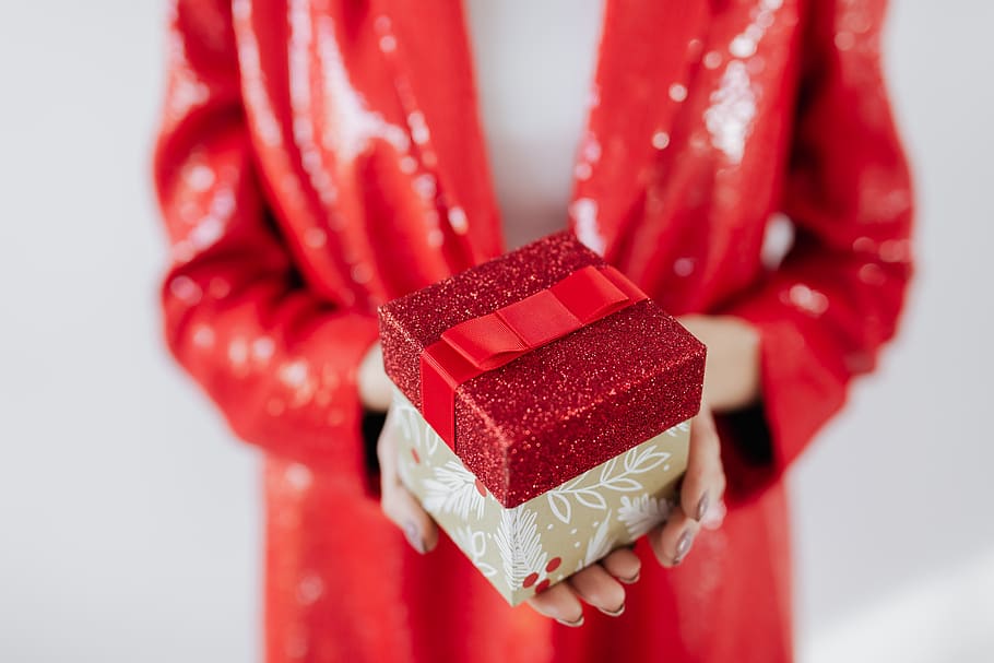 red, christmas gift, christmas gifts, gift box, gift holding, gifts, suit, celebration, Girlboss, Gift