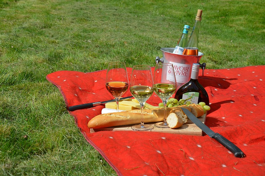 three, clear, long-stemmed, wine glasses, bread, red, textile, picnic, savoir vivre, wine