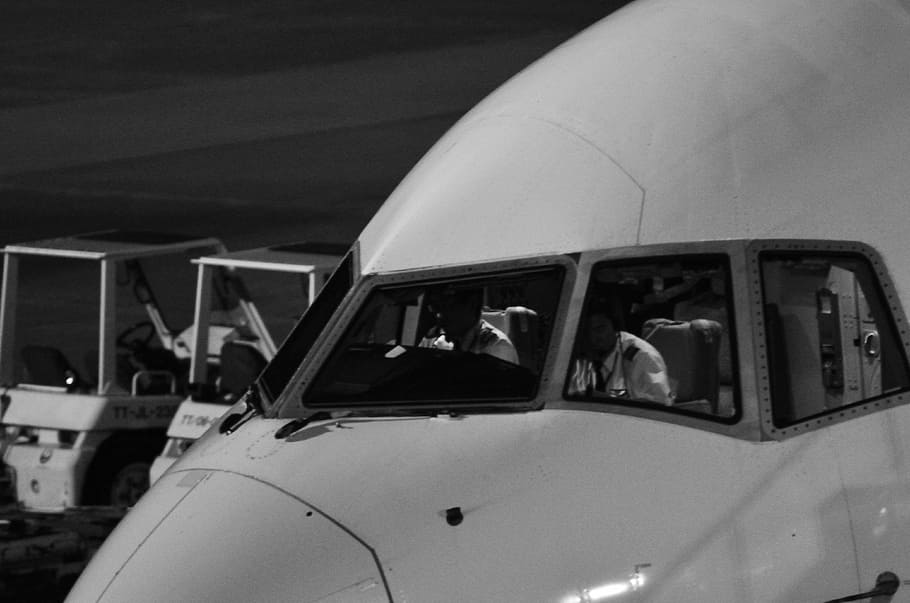 Boeing, cabina, avión, blanco y negro, modo de transporte, transporte, vehículo aéreo, ventana, viaje, transporte público