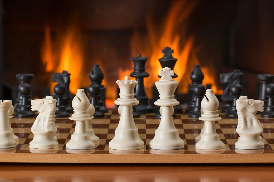 Blanco, negro, marrón, piezas de ajedrez, tablero de ajedrez, cerrado, arriba, foto, juego, ajedrez