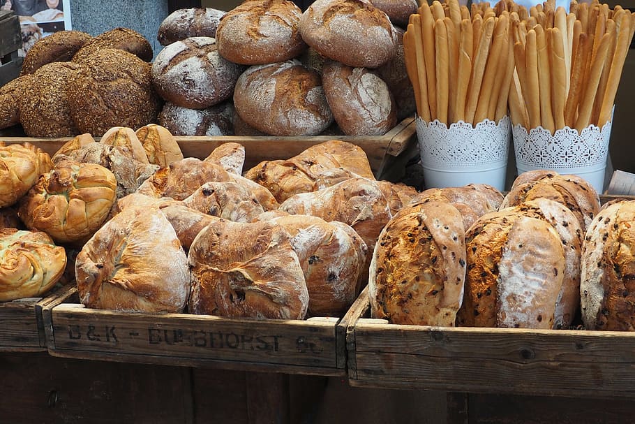 куча хлеба, хлеб, колин, ремесленный хлеб, буханка, завтрак, еда, питание, еда и напитки, свежесть