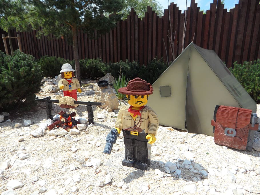 lego character, standing, tent, daytime, Legoland, Archaeology, legomaennchen, archaeologists, excavation, research