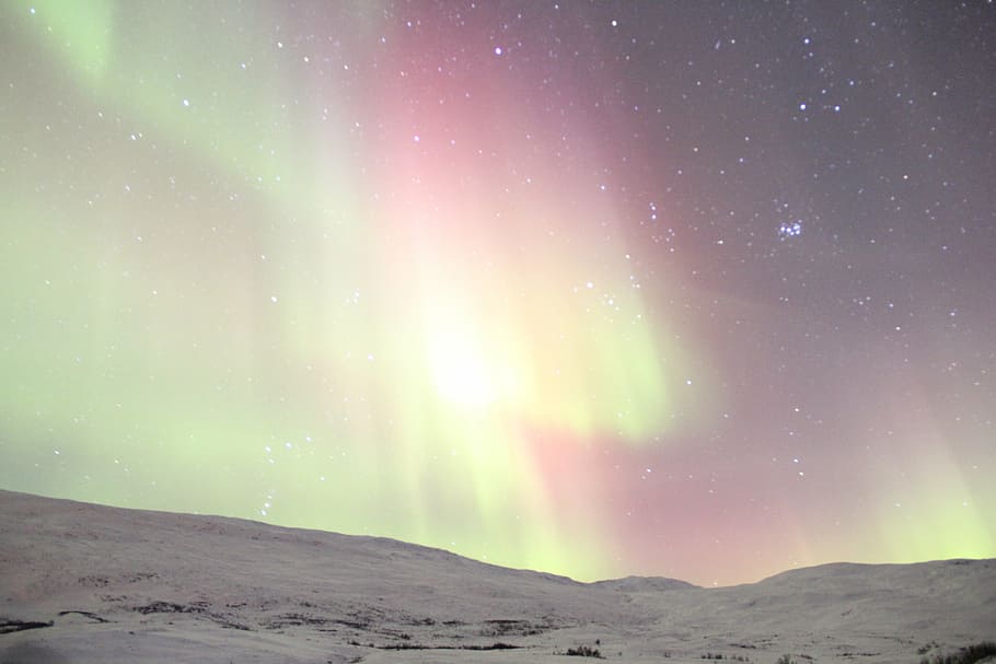 Foto de la aurora boreal, Suecia, la aurora boreal, toma real, belleza en la naturaleza, paisajes: naturaleza, cielo, tranquilidad, escena tranquila, ambiente
