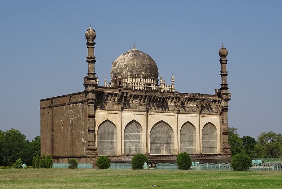 Mosque, Gol Gumbaz, Mausoleum, Monument, mohammed adil shah, bijapur, tomb, circular, dome, deccan