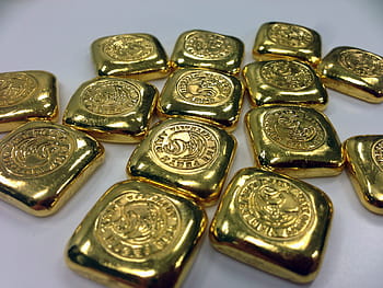 gold-gold-bar-gold-bullion-gold-ingot-royalty-free-thumbnail.jpg