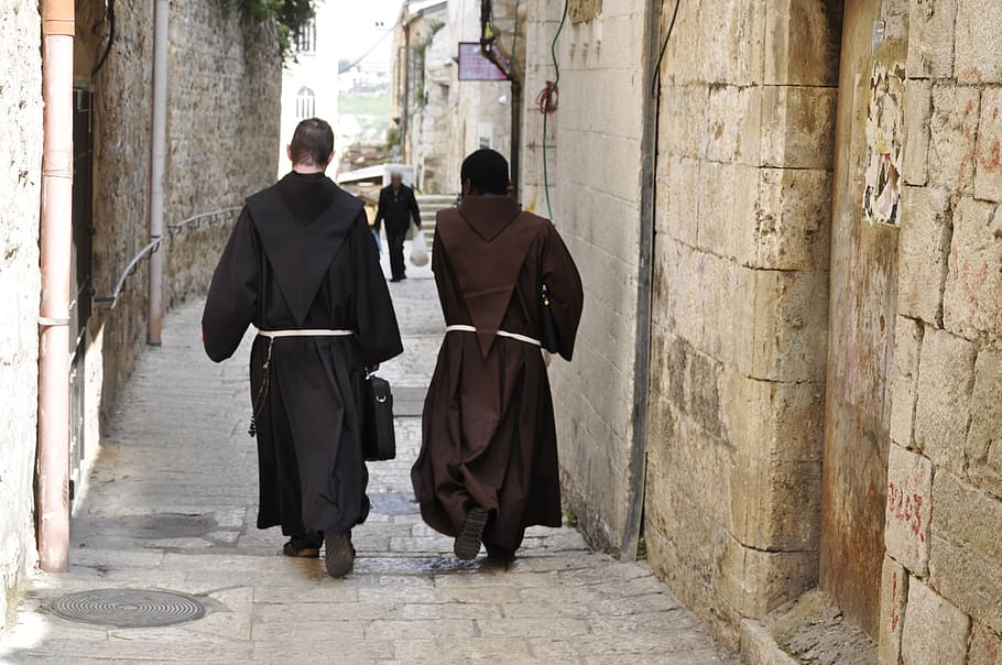 priests, monks, robes, fransiscans, jerusalem, israel, architecture, rear view, real people, built structure
