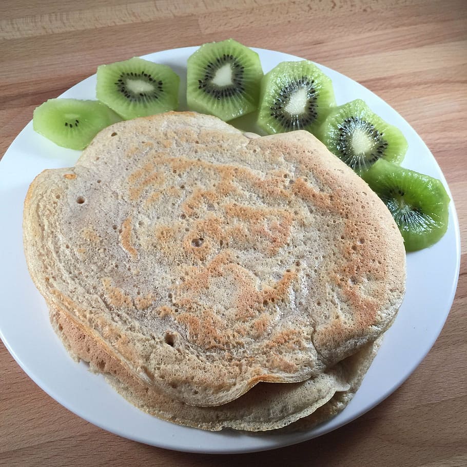 pancake, kiwi, breakfast, food and drink, food, healthy eating, still life, freshness, plate, table