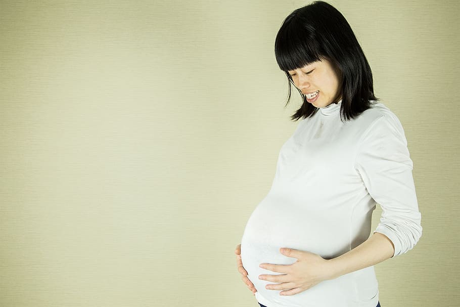 pregnant woman photo, woman, pregnant, asian, chinese, pregnant woman, belly, young, love, happy