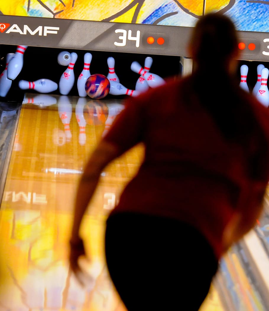 woman, paying, hits, bowling pins, Bowling, Bowler, Pins, Ball, Alley, sport