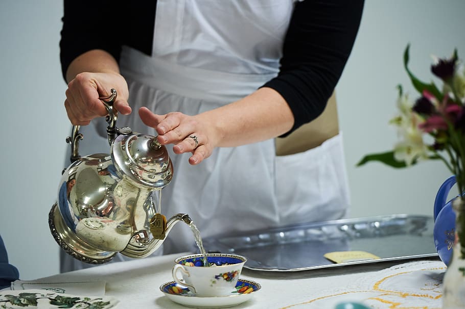 afternoon tea, english tea, tea, teapot, table, british tea, pouring, one person, food and drink, preparation