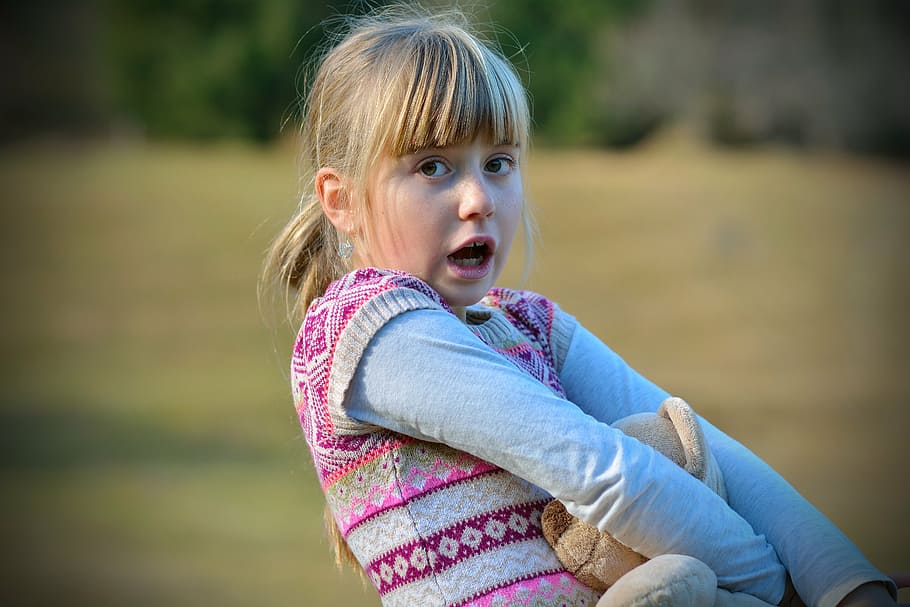 child, girl, face, blond, frightened, outdoors, people, cute, caucasian Ethnicity, childhood