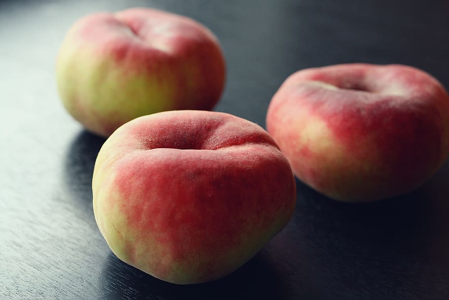 peaches, saturn peaches, saturn, flat, fruit, summer, rustic, juicy, ripe, organic