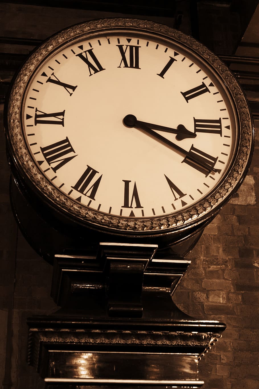 round, white, analog clock, aged, ancient, antique, arrow, clock, deadline, hour