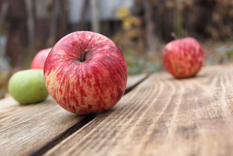 manzanas, fruta, manzana, manzana roja, manzana verde, comida y bebida, alimentación saludable, comida, madera - material, bienestar