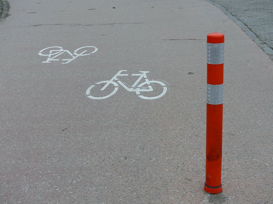 ciclovia, bicicleta, estrada, sinais de ciclovia, marca, comunicação, vermelho, dia, ninguém, texto