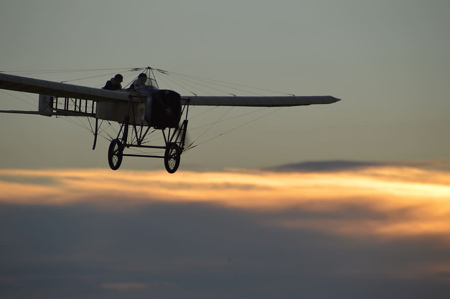 oldtimer, aircraft, propeller plane, mystical, old, m17, clouds, propeller, blériot, sunset
