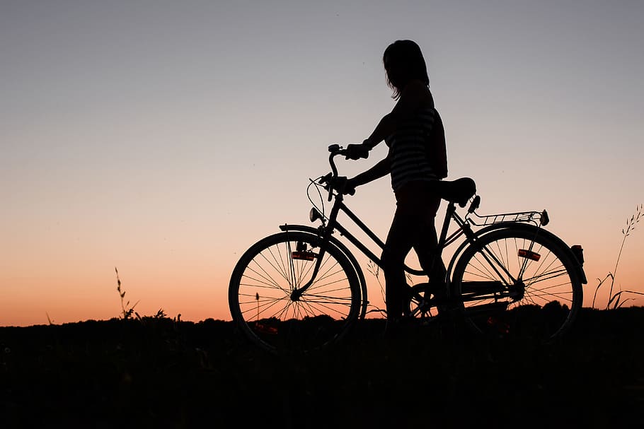 silhueta, mulher, bicicleta, pessoas, andar de bicicleta, ao ar livre, esporte, natureza, recreacional Perseguição, crepúsculo