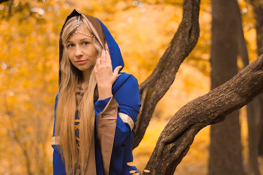 shallow, focus photography, woman, wearing, blue, robe, story, fairy forest, magic, sorceress