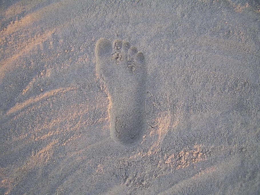 pessoa pé marca, dia, Pegada, areia, pé, andar, solitário, viagem, passo, com os pés descalços