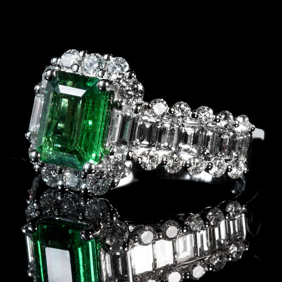 silver-colored ring, green, gemstone, emerald, ring, luxury, diamond, studio shot, black background, close-up