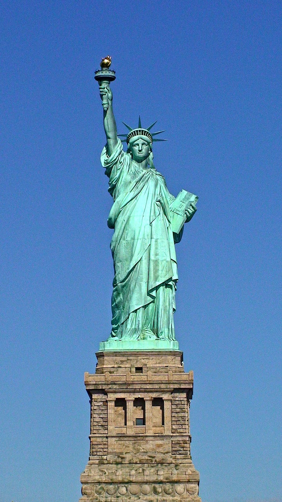 statue, liberty, clear, blue, sky, the statue of liberty, new york, manhattan, sculpture, human representation