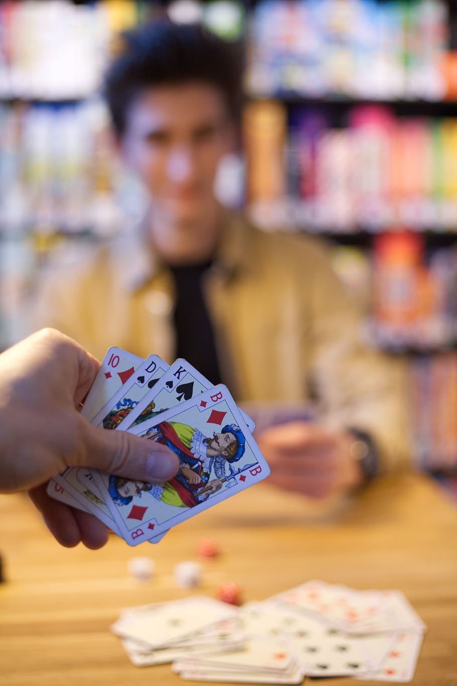 cartas, juegos, póker, casino, jugar, ganar, riesgo, bromista, mesa, una persona