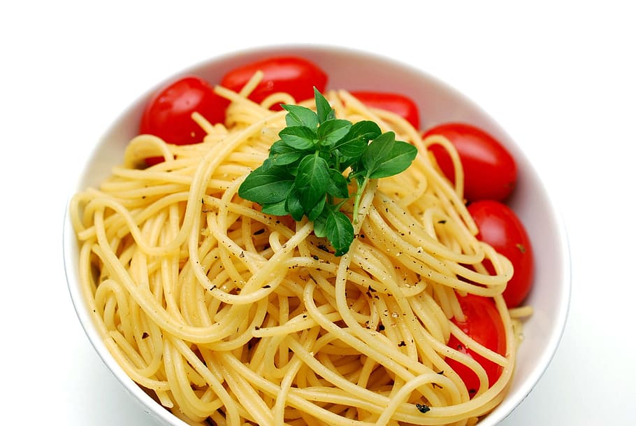 pasta vegetal, espagueti, pasta, cocinar, cocina, gourmet, albahaca, tomate, orgánico, sabroso