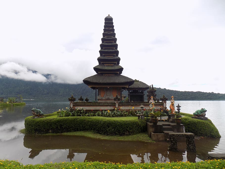 Temple, Lake, Traditional, Bali, balinese, architecture, travel, asia, religion, culture