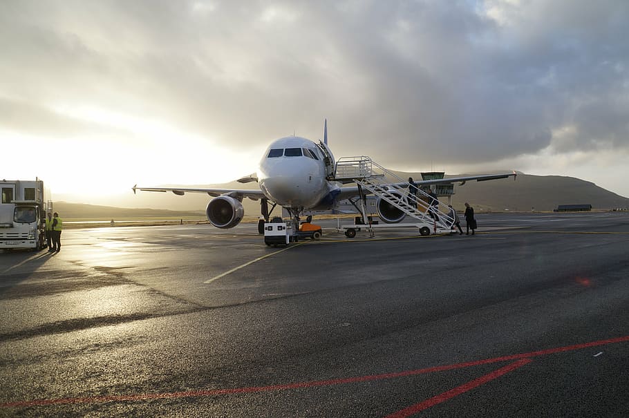 aircraft, airport, vagar, airbus, atlantic airways, färöer, scandinavia, fly, start, tarmac