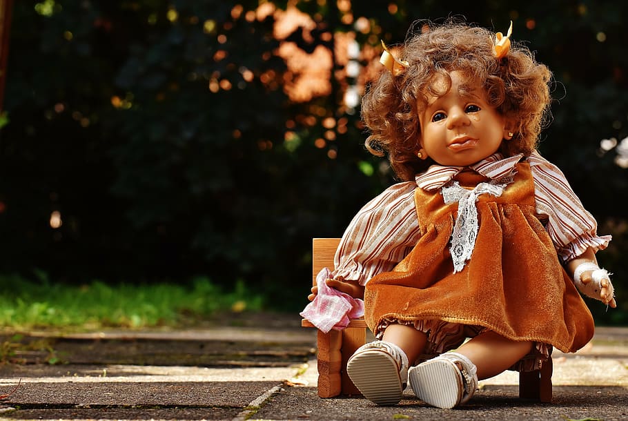 doll, girl, cry, injured, tears, sweet, toys, children, funny, cute