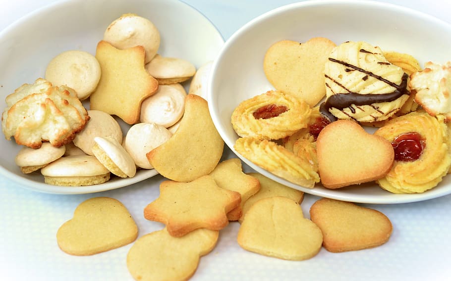 assorted-shaped biscuits, served, bowls, christmas cookies, pastries, cookie, sweet, sweetness, small cakes, food