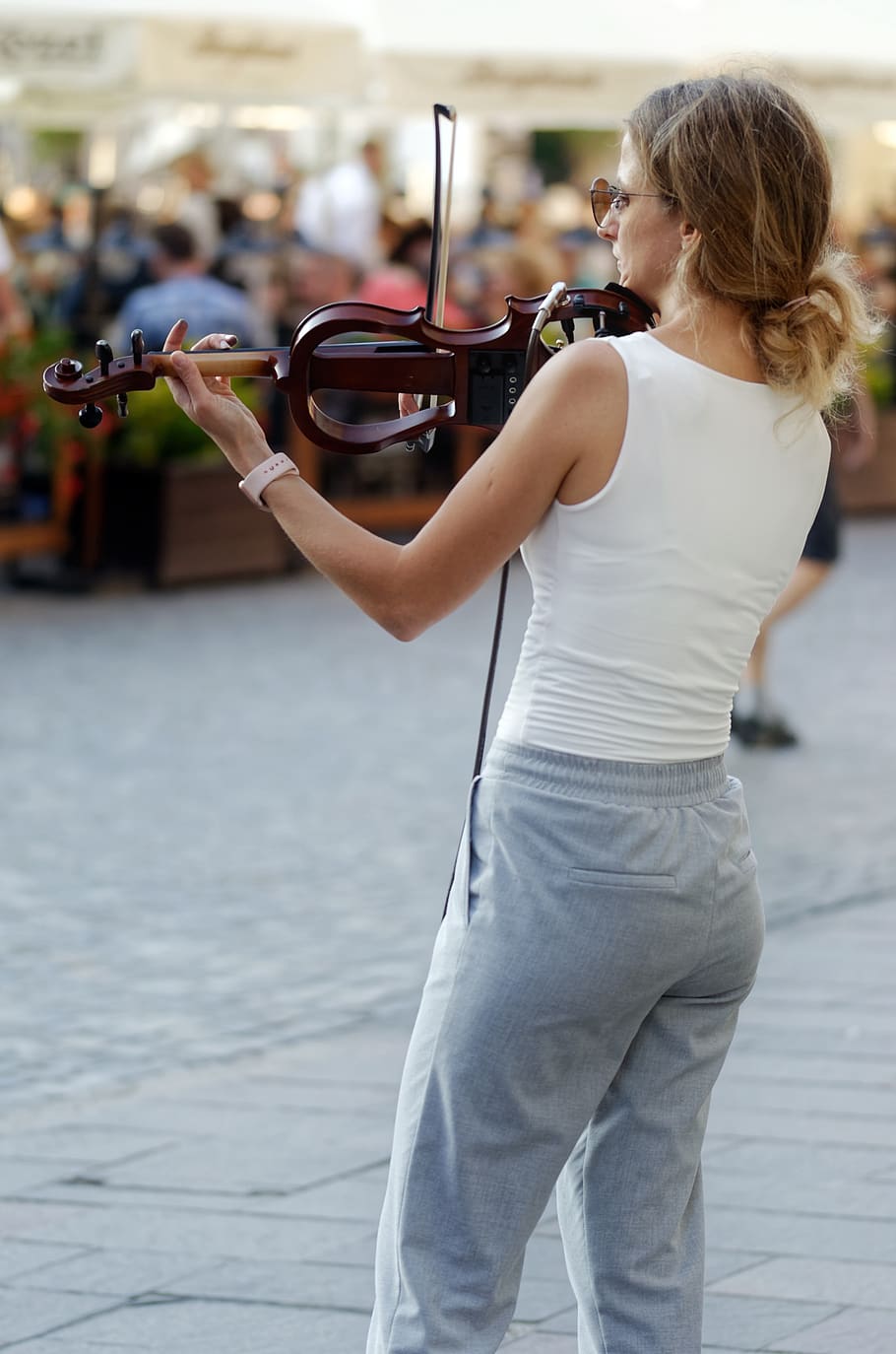 woman, the singer, music, violin, young, person, female, violinist, interpreting, street