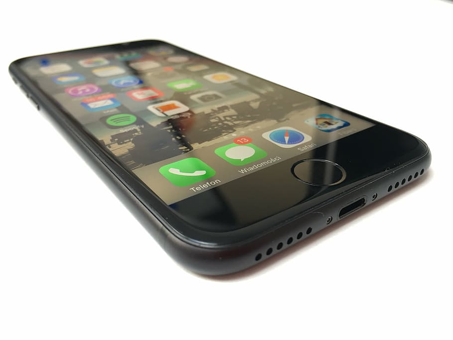 black iphone 7, iphone 7, smarton, touch id, home, key return, apple, white background, studio shot, technology