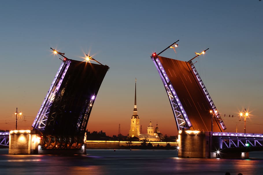 puentes levantables negros, Rusia, Arquitectura, Puente, Noche, San Petersburgo, lugares de interés, oscuridad, edificio, casco antiguo