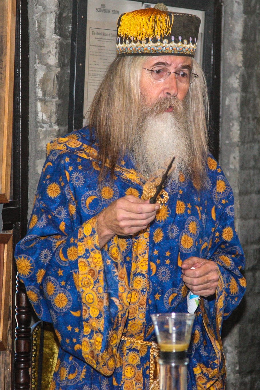 harry potter, wizard, albus dumbledore, castle, person, character, role, old man, adult, clothing