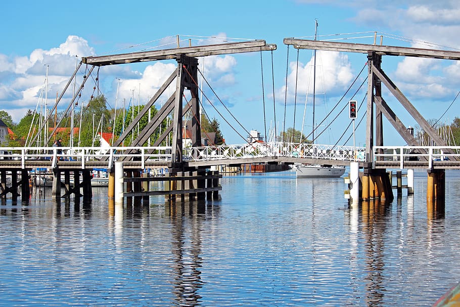 Greifswald wieck, ryck, puerto, wieck, pueblo pesquero, ciudad portuaria, velero, puente viejo, barcos, barco
