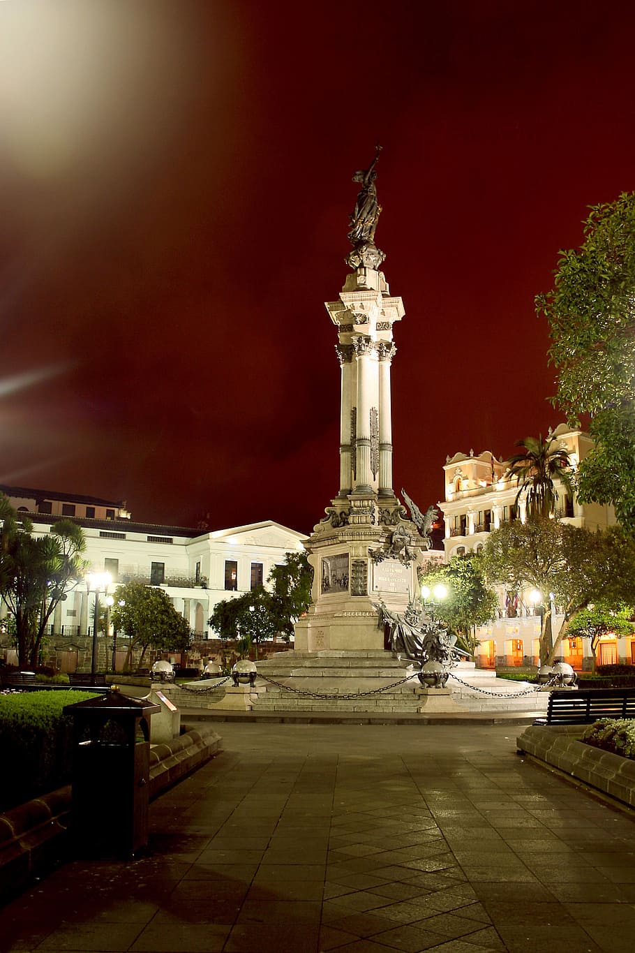 quito ecuador, historic centre, independence square, architecture, built structure, building exterior, night, city, sculpture, illuminated