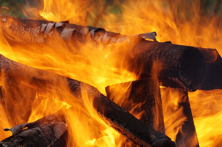 embers, fire, hot, wood, beech wood, potato fire, potato roast, sauerland, hochsauerland, kindle