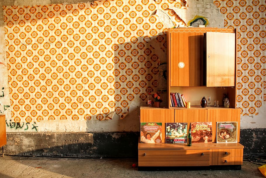 brown, wooden, cabinet, book, growing wall, living room, messi, wall unit, 70th, wallpaper