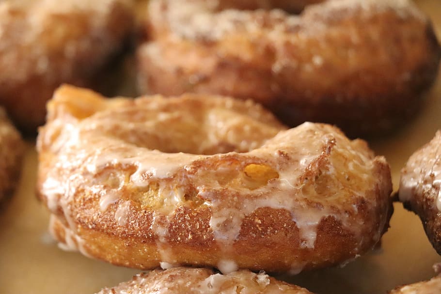 doughnut, pastry, donut, sweet, donuts, delicious, food, food and drink, freshness, close-up