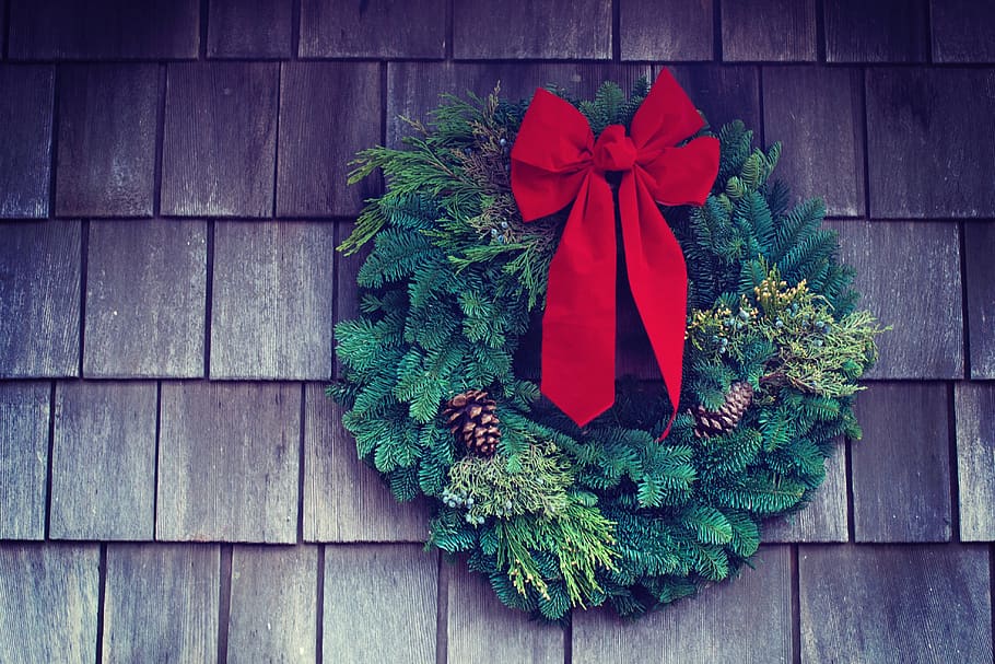 wooden, wall, green, red, ribbon, christmas, wreath, decoration, celebration, wood - material
