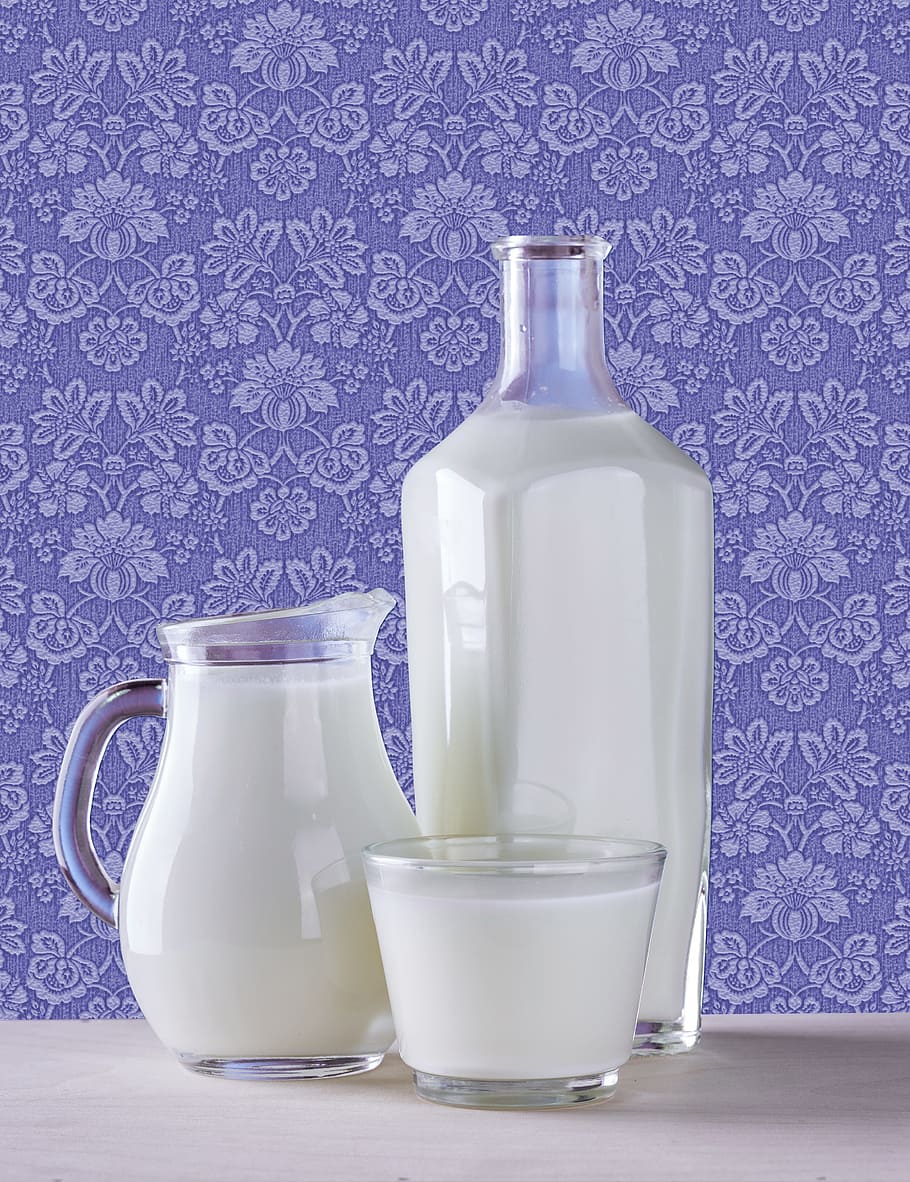 牛乳, ボトル, 水差し, ガラス, ガラスミルク, ボトルミルク, ピッチャー, 飲み物, 健康, 白