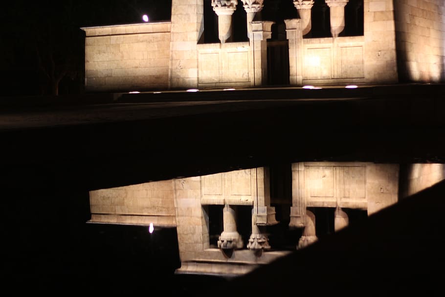 temple of debod, madrid, reflection, indoors, illuminated, architecture, architectural column, night, built structure, the past