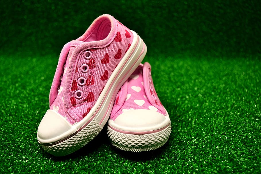 pair, toddler, pink, heart low-top sneakers, green, grass, children's shoes, cute, sports shoes, sneakers