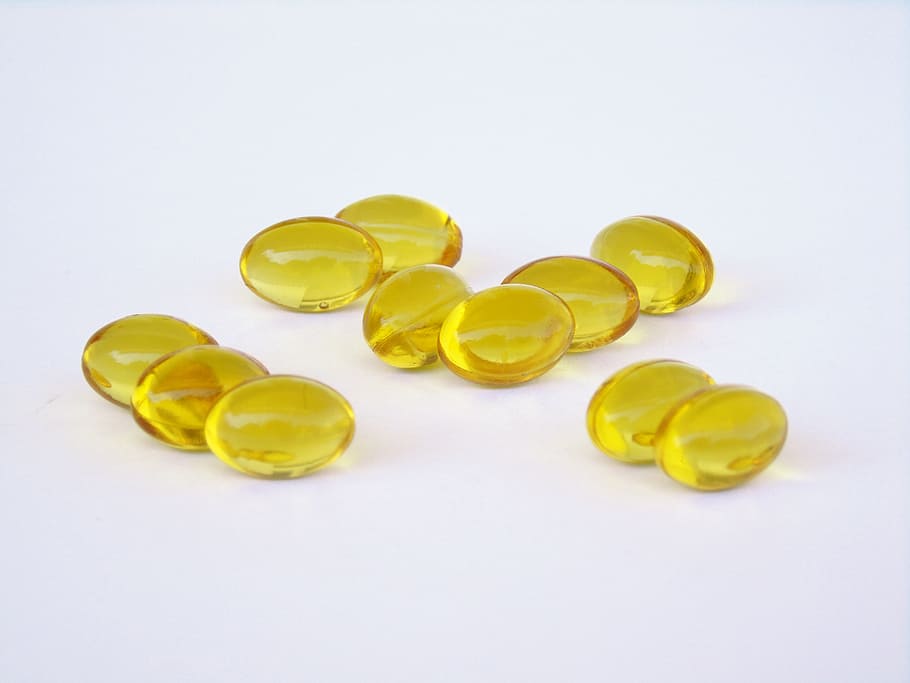 capsules, vitamin, omega-3, yellow, studio shot, pill, indoors, capsule, medicine, dose