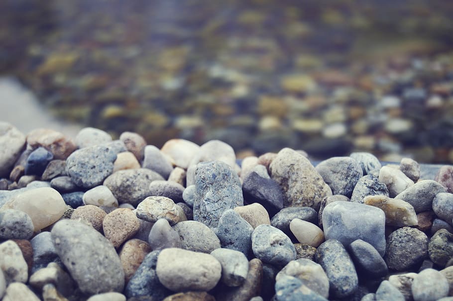 rocas, guijarros, playa, agua clara, filtro azul, desenfoque, sólido, roca, piedra - objeto, piedra