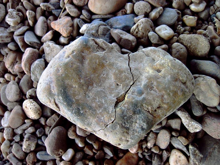 gris, piedra, primer plano, foto, corazón roto, crack, amor, odio, roto, destruido